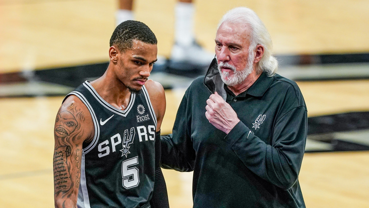 Pop says that Murray now understands "what I'm looking for" in a floor leader.
